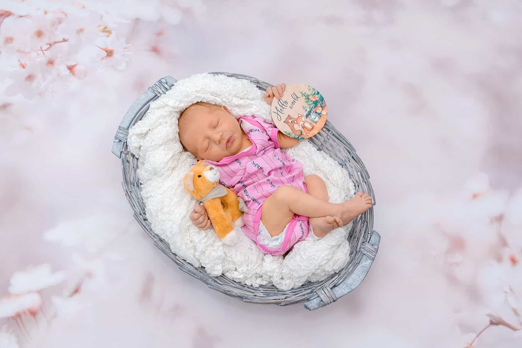 260618 Mia Sophia 44867a4c