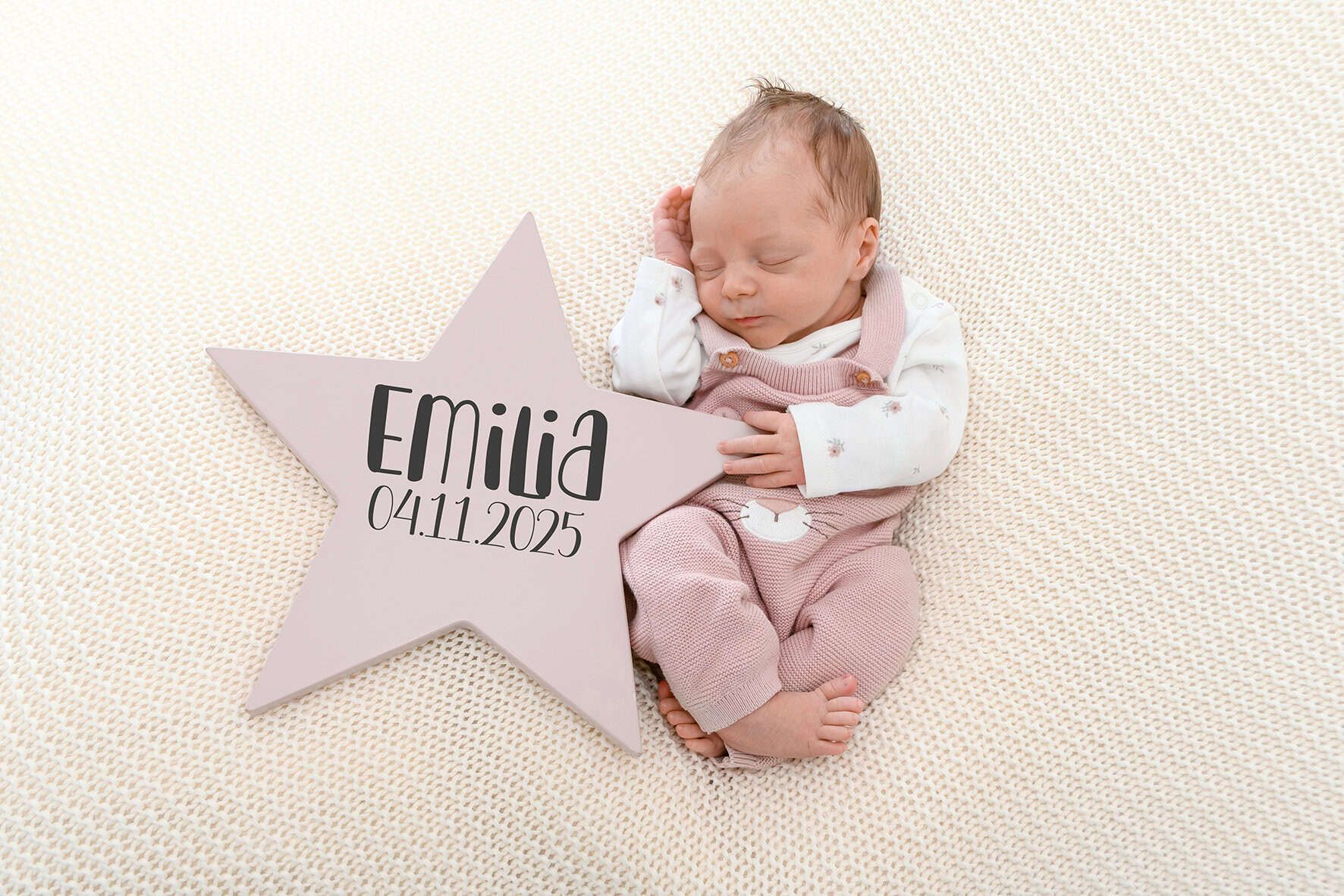 251104 Emilia 8c6576f8