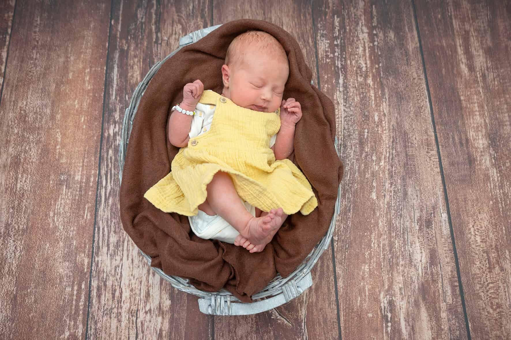 260721 Ellaria Maria 17.32 BG BF 10x15 c090e218