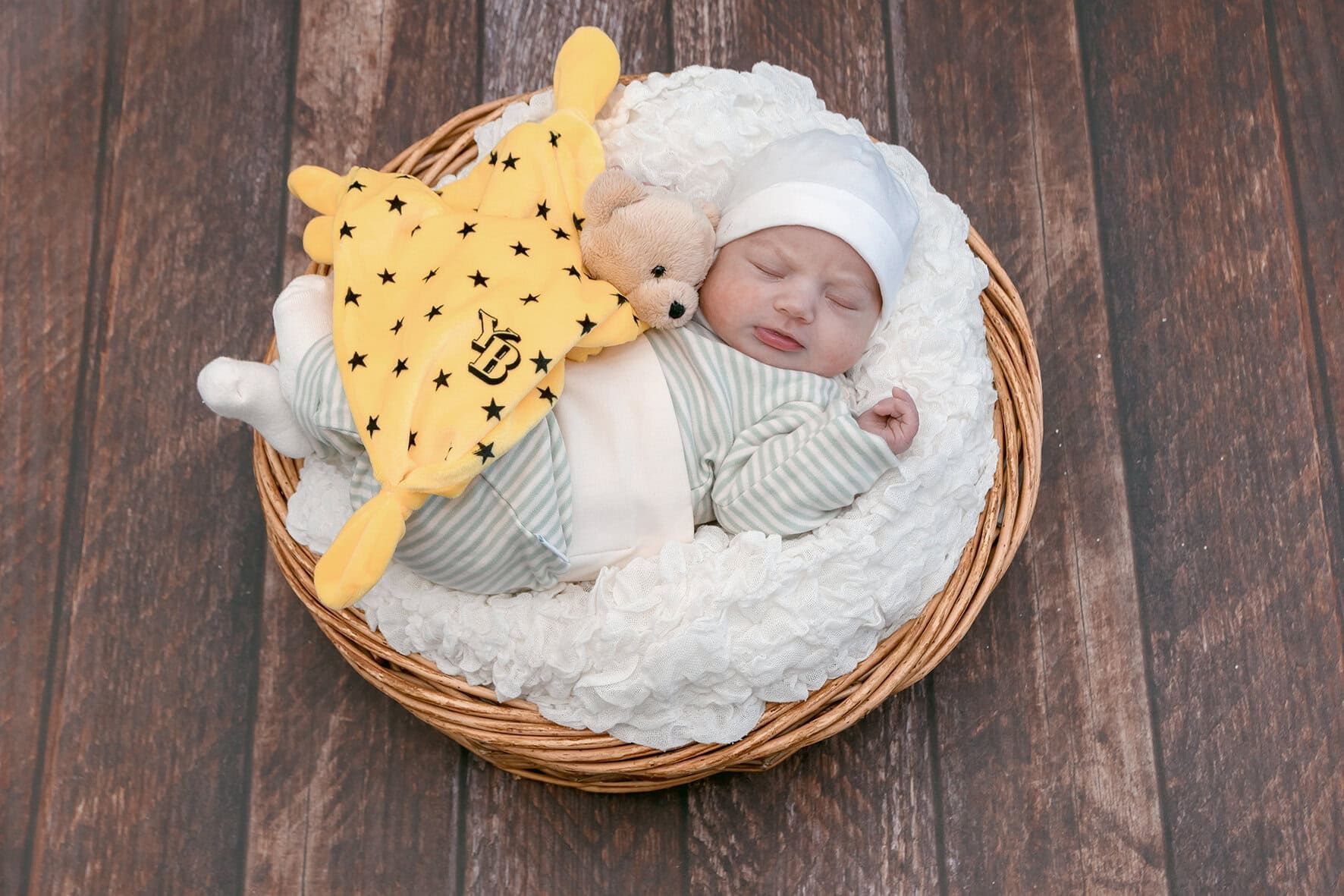 260422 Antonia Elina f887e9b5